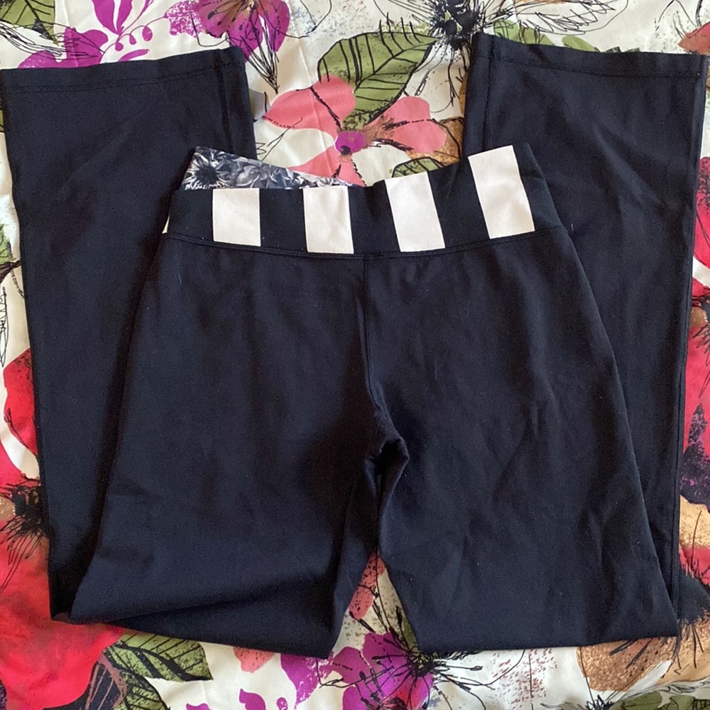 Lululemon Astro Pant - Picture 7 of 9